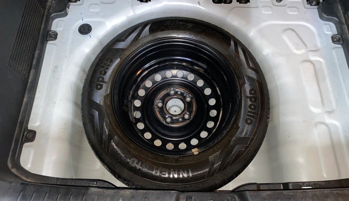 2023 Hyundai VENUE SX 1.2 PETROL, Petrol, Manual, 19,822 km, Spare Tyre