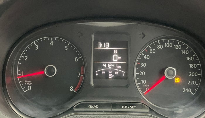 2016 Volkswagen Polo COMFORTLINE 1.2L, Petrol, Manual, 41,242 km, Odometer Image