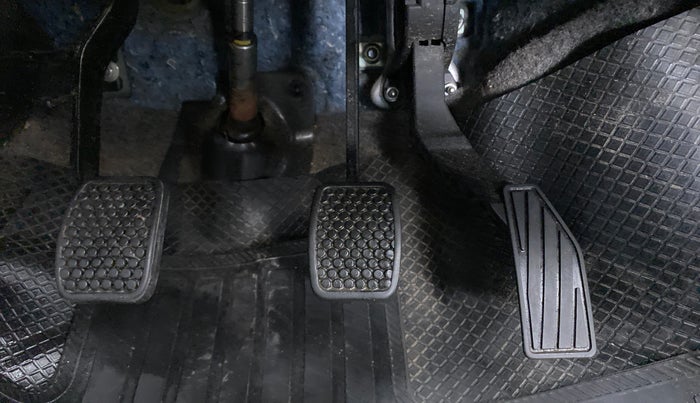 2018 Maruti Alto 800 VXI, Petrol, Manual, 28,342 km, Pedals