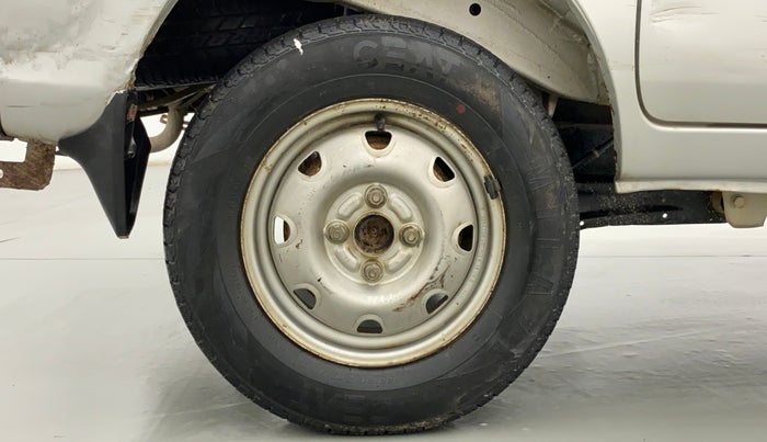 2016 Maruti Eeco 5 STR CNG WITH AC PLUSHTR, CNG, Manual, 52,153 km, Right Rear Wheel