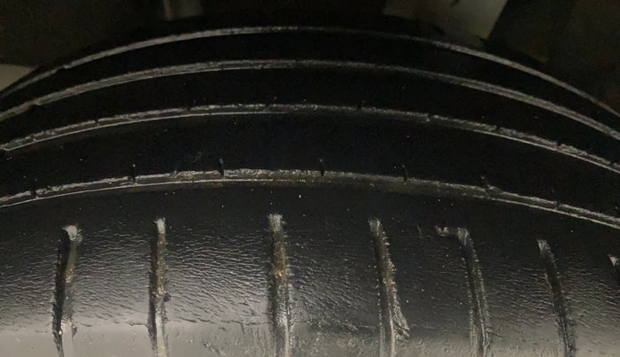 2019 Maruti Baleno ALPHA CVT PETROL 1.2, Petrol, Automatic, 40,882 km, Left Rear Tyre Tread