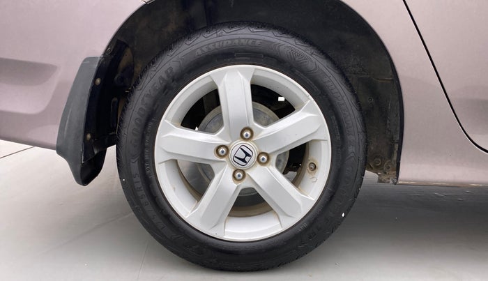 2013 Honda City S AT, Petrol, Automatic, 70,884 km, Right Rear Wheel