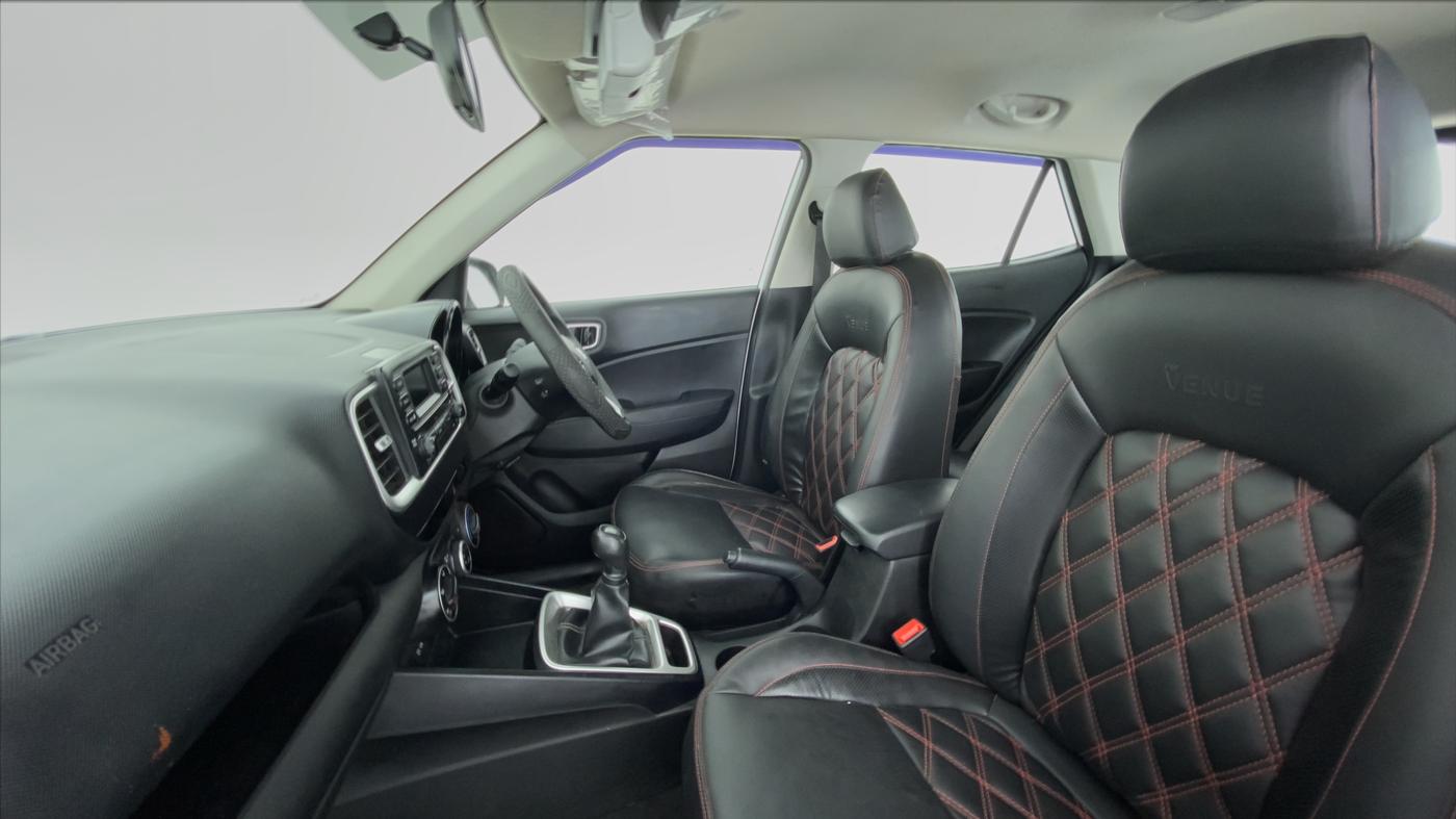 2022 Hyundai VENUE S MT 1.2 KAPPA, Petrol, Manual, 15,163 km, Right Side Front Door Cabin