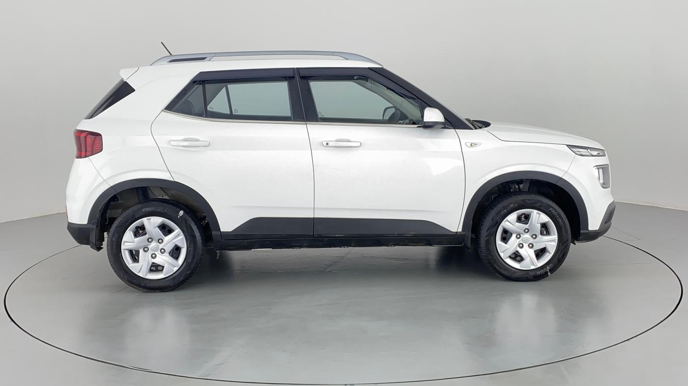 2022 Hyundai VENUE S MT 1.2 KAPPA, Petrol, Manual, 15,163 km, Right Side View
