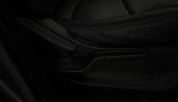 2019 Honda Amaze 1.2L I-VTEC S CVT, Petrol, Automatic, 55,491 km, Driver Side Adjustment Panel