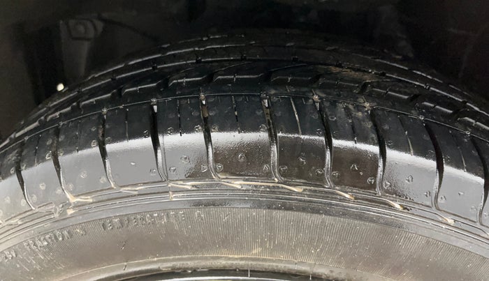 2018 Honda BR-V 1.5L I-VTEC S, Petrol, Manual, 56,546 km, Left Front Tyre Tread