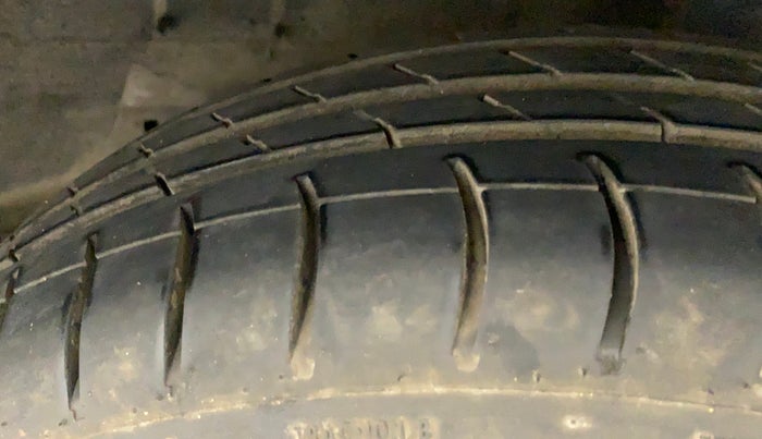 2018 Tata Tiago XT DIESEL, Diesel, Manual, 91,854 km, Left Rear Tyre Tread