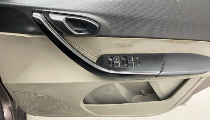 2018 Tata Tiago XT DIESEL, Diesel, Manual, 91,854 km, Driver Side Door Panels Control