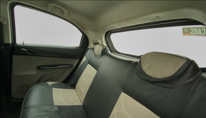 2018 Tata Tiago XT DIESEL, Diesel, Manual, 91,854 km, Right Side Rear Door Cabin