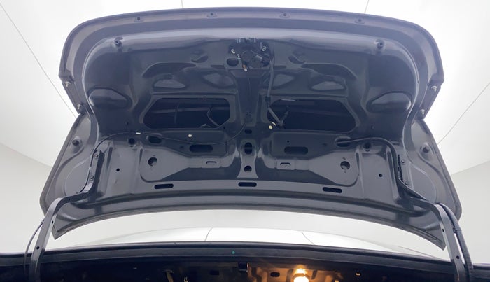 2015 Maruti Ciaz ZXI, Petrol, Manual, 13,325 km, Boot Door Open