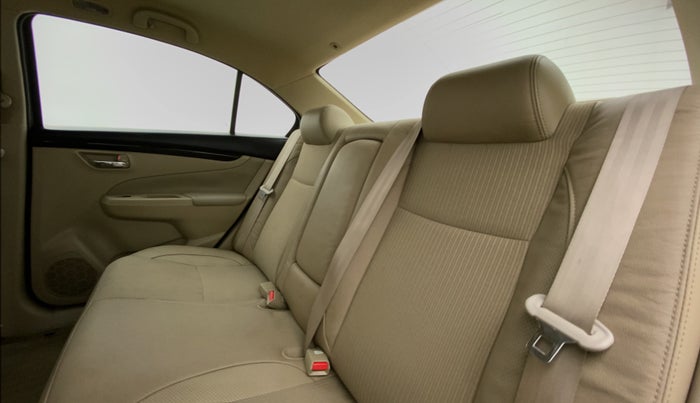 2015 Maruti Ciaz ZXI, Petrol, Manual, 13,325 km, Right Side Rear Door Cabin