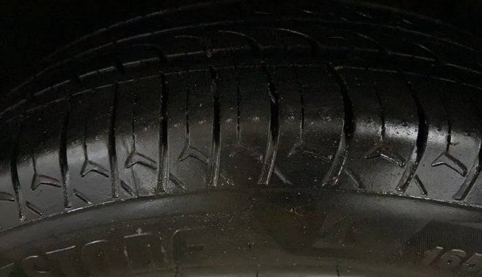 2014 Nissan Micra XL PETROL, Petrol, Manual, 1,03,612 km, Left Rear Tyre Tread