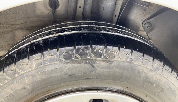 2019 Hyundai Elite i20 MAGNA PLUS 1.2, CNG, Manual, 95,276 km, Left Rear Tyre Tread