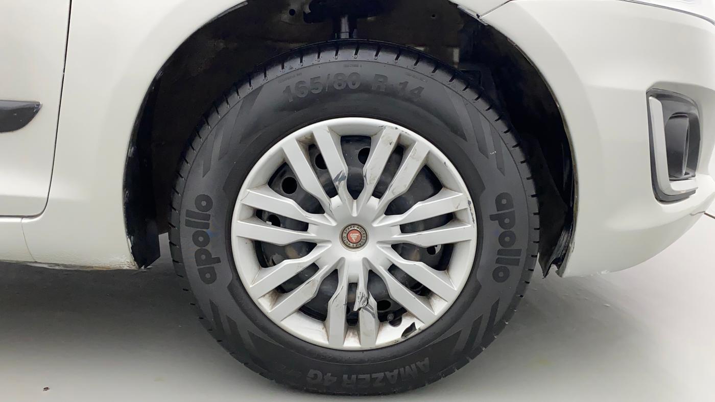 2017 Maruti Swift VXI, Petrol, Manual, 77,307 km, Right Front Wheel