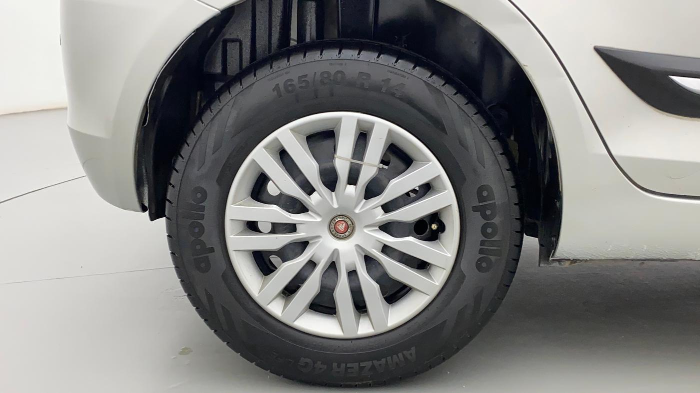 2017 Maruti Swift VXI, Petrol, Manual, 77,307 km, Right Rear Wheel