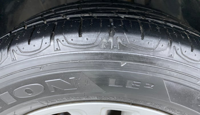 2019 Jeep Compass 2.0 LIMITED, Diesel, Manual, 21,537 km, Right Front Tyre Tread