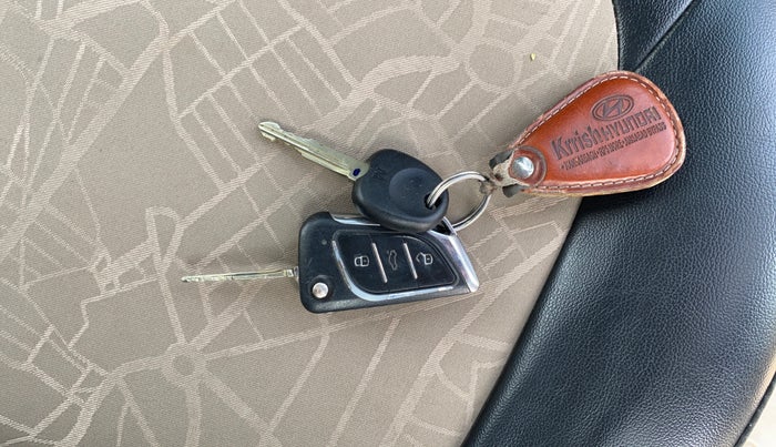 2019 Hyundai Grand i10 SPORTZ 1.2 KAPPA VTVT, Petrol, Manual, 24,267 km, Key Close Up