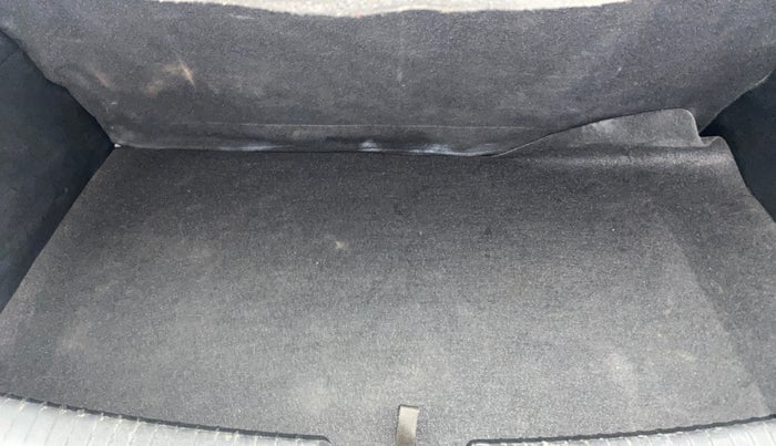 2016 Hyundai Grand i10 ERA 1.2 KAPPA VTVT, Petrol, Manual, 34,440 km, Boot Inside