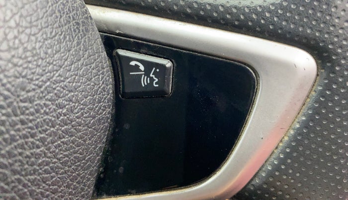 2016 Tata Tiago XZ PETROL, Petrol, Manual, 48,100 km, Adaptive Cruise Control