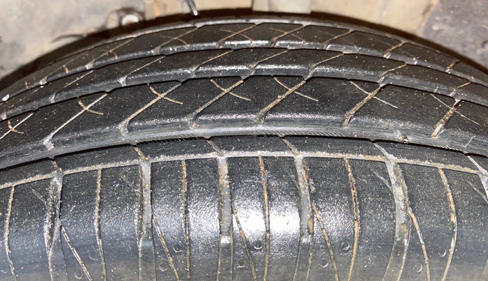 2016 Tata Tiago XZ PETROL, Petrol, Manual, 48,100 km, Left Front Tyre Tread