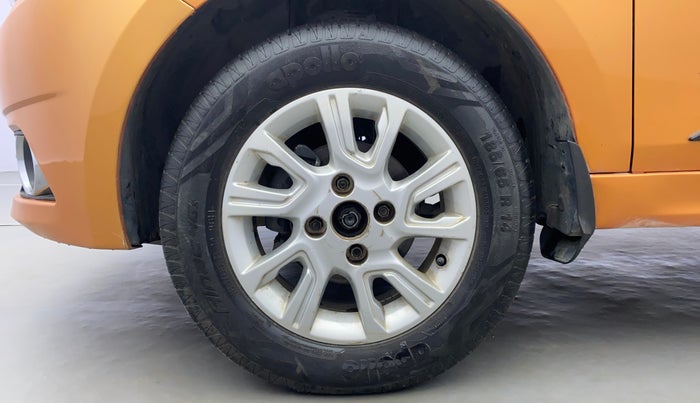 2016 Tata Tiago XZ PETROL, Petrol, Manual, 48,100 km, Left Front Wheel