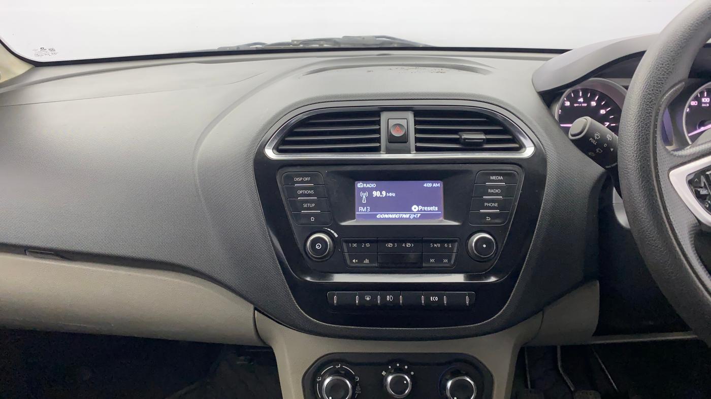 2016 Tata Tiago XZ PETROL, Petrol, Manual, 48,100 km, Air Conditioner