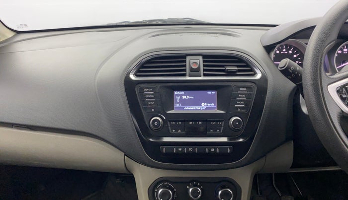 2016 Tata Tiago XZ PETROL, Petrol, Manual, 48,100 km, Air Conditioner