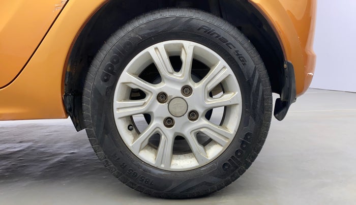 2016 Tata Tiago XZ PETROL, Petrol, Manual, 48,100 km, Left Rear Wheel