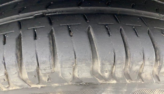 2014 Honda Mobilio 1.5L I-VTEC E, Petrol, Manual, 55,280 km, Right Front Tyre Tread