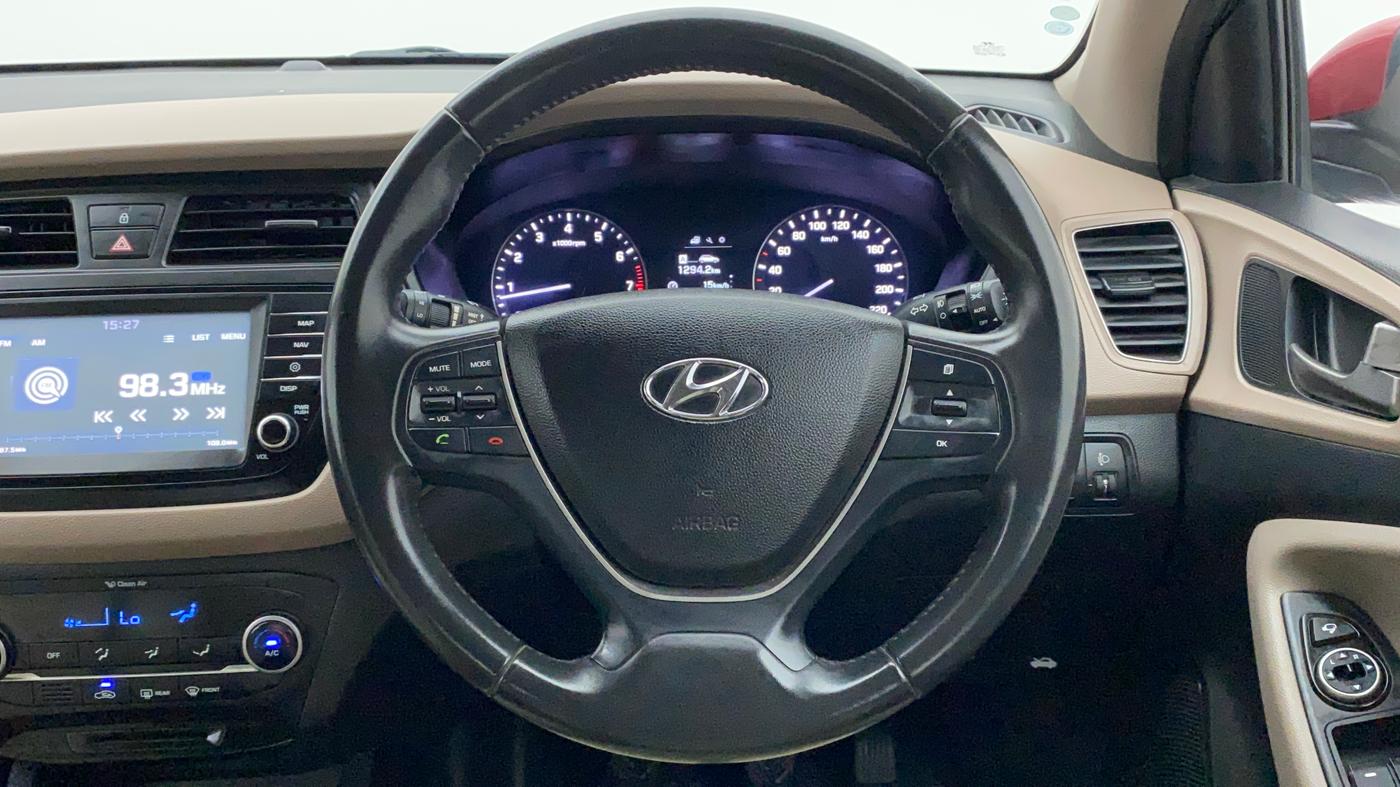 2017 Hyundai Elite i20 ASTA 1.2 (O), Petrol, Manual, 14,893 km, Steering Wheel Close Up