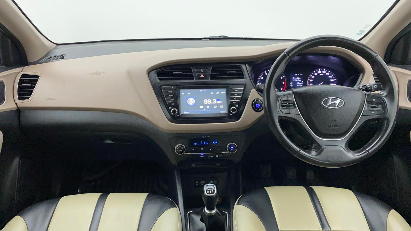 2017 Hyundai Elite i20 ASTA 1.2 (O), Petrol, Manual, 14,893 km, Dashboard