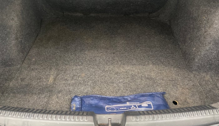 2018 Volkswagen Vento 1.2 TSI HIGHLINE PLUS AT, Petrol, Automatic, 87,680 km, Boot Inside