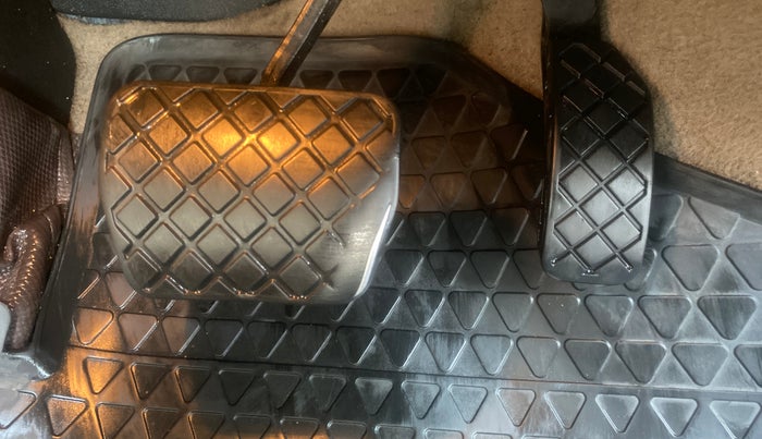 2018 Volkswagen Vento 1.2 TSI HIGHLINE PLUS AT, Petrol, Automatic, 87,680 km, Pedals