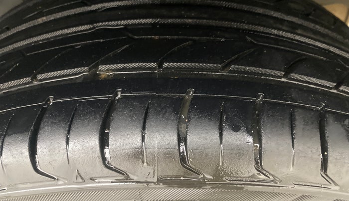 2018 Volkswagen Vento 1.2 TSI HIGHLINE PLUS AT, Petrol, Automatic, 87,680 km, Left Rear Tyre Tread