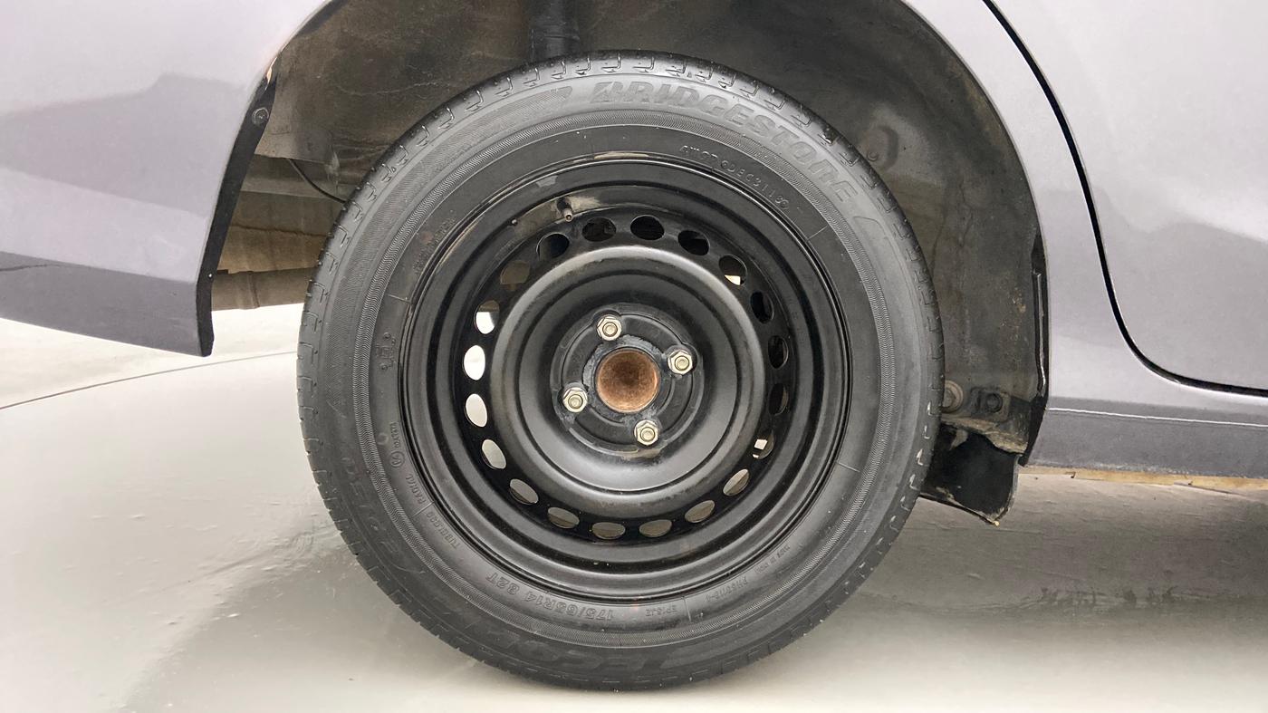 2018 Honda Amaze 1.2L I-VTEC S, Petrol, Manual, 19,186 km, Right Rear Wheel