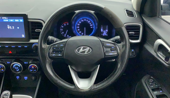 2020 Hyundai VENUE SX 1.5 CRDI, Diesel, Manual, 93,141 km, Steering Wheel Close Up