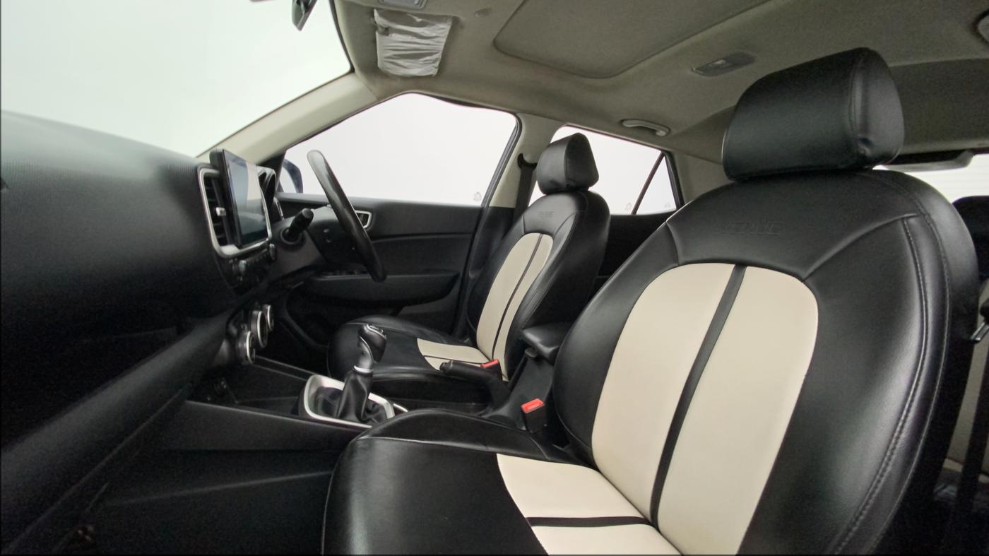 2020 Hyundai VENUE SX 1.5 CRDI, Diesel, Manual, 93,141 km, Right Side Front Door Cabin