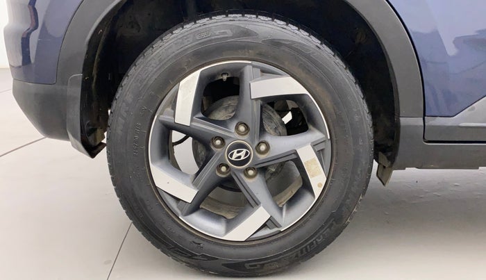 2020 Hyundai VENUE SX 1.5 CRDI, Diesel, Manual, 93,141 km, Right Rear Wheel