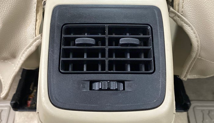 2018 Maruti Dzire ZDI AMT, Diesel, Automatic, 47,312 km, Rear AC Vents