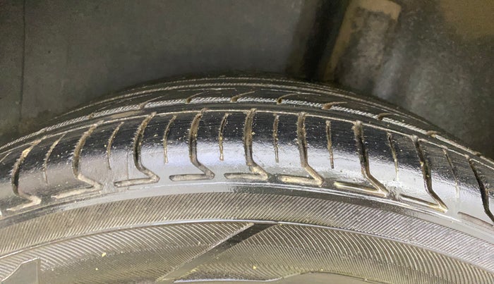 2017 Volkswagen Polo GT TSI AT, Petrol, Automatic, 72,046 km, Left Rear Tyre Tread