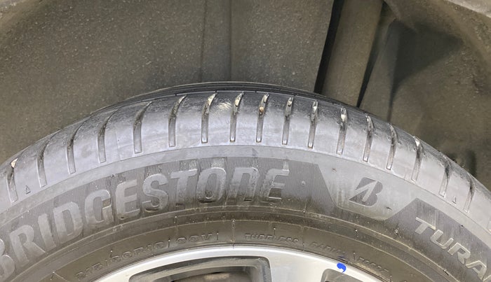 2022 Maruti S Cross ZETA 1.5, Petrol, Manual, 50,886 km, Left Rear Tyre Tread