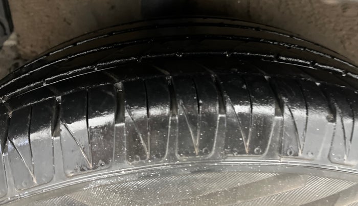 2021 KIA SONET HTK PLUS 1.2, Petrol, Manual, 29,739 km, Right Rear Tyre Tread