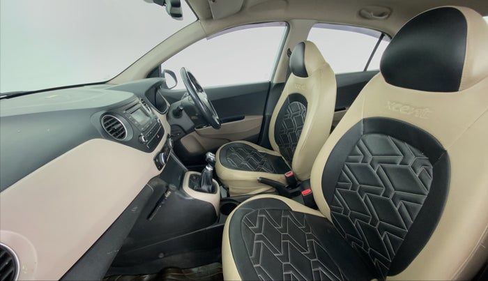 2015 Hyundai Xcent SX 1.2 (O), Petrol, Manual, 69,655 km, Right Side Front Door Cabin