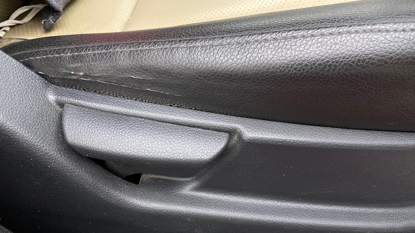 2017 Hyundai Eon ERA +, Petrol, Manual, 34,850 km, Driver Side Adjustment Panel