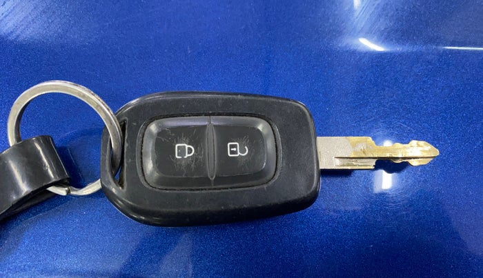 2017 Renault Kwid CLIMBER 1.0 AMT, Petrol, Automatic, 33,082 km, Key Close Up