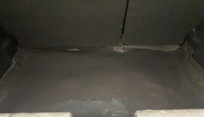 2021 Maruti Baleno ALPHA PETROL 1.2, Petrol, Manual, 60,216 km, Boot Inside