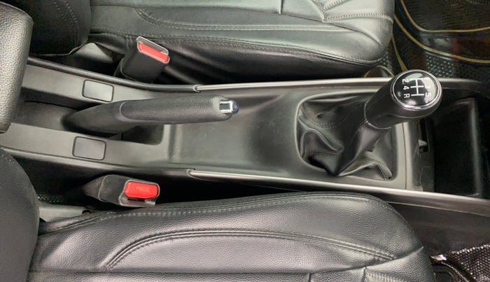 2021 Maruti Baleno ALPHA PETROL 1.2, Petrol, Manual, 60,216 km, Gear Lever