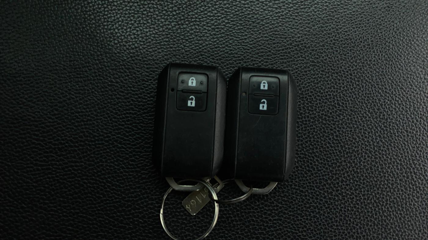 2021 Maruti Baleno ALPHA PETROL 1.2, Petrol, Manual, 60,216 km, Key Close Up