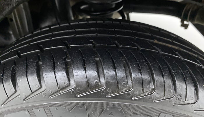 2015 Maruti Alto K10 VXI AMT, Petrol, Automatic, 17,770 km, Left Rear Tyre Tread