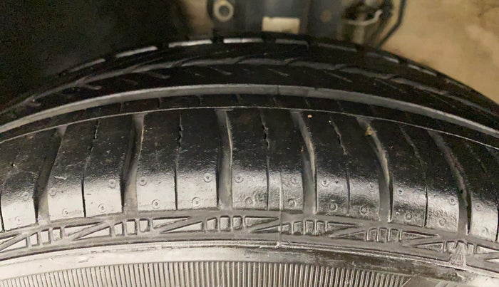 2020 Skoda Rapid 1.0 AMBITION TSI MT, Petrol, Manual, 6,840 km, Left Front Tyre Tread